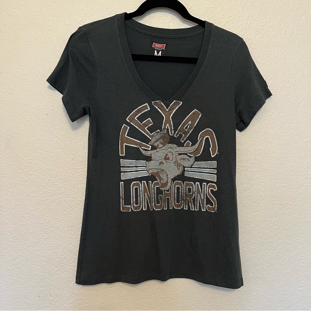 Tailgate Clothing Co University of Texas Longhorns Graphic V-Neck T-shirt Medium